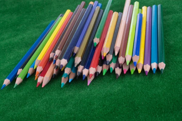 Barevné tužky různé barvy — Stock fotografie