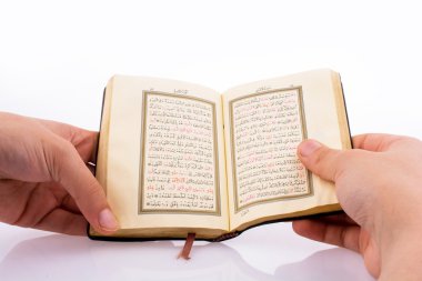 Kutsal Kuran.