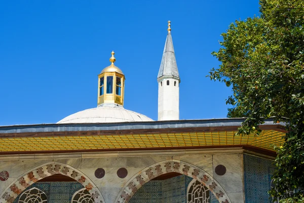 Fountain  of Topkapi Palace — Stock Photo, Image