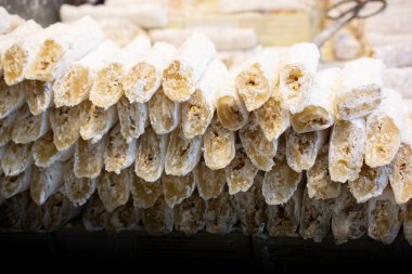 Geleneksel Türk Lokum şekeri ile kaplanmış yumuşak şekerler