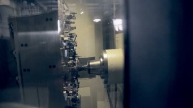 CNC Torna Makinesi üreten yüksek teknoloji Endüstri/sanayii donatımı.