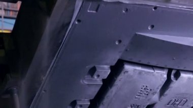 Robot araba parçaları Fabrikası'nda yapma. Otomotiv metal döküm.