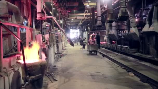 Innenraum der Industriefabrik. — Stockvideo