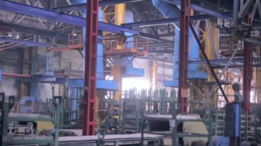 Dev endüstriyel fabrika. Kapalı.