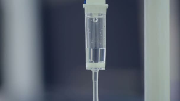 Comptoir de largage à proximité. Instruments chirurgicaux - compteur de gouttes dans une vraie chirurgie pendant la chirurgie médicale .