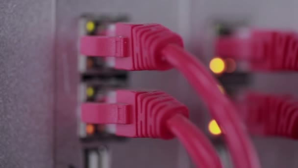 Superpočítač s kabely a lampy. Detailní záběr. — Stock video
