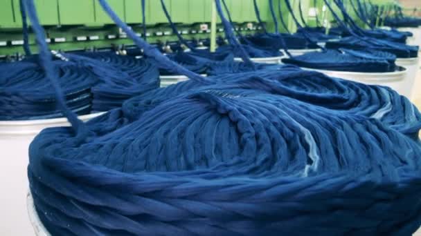 Yarn strands in piles are getting unwound — Stock Video