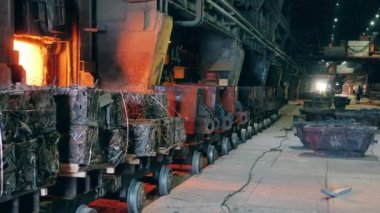 Bakır eritme tesisinin dökümhanesi.