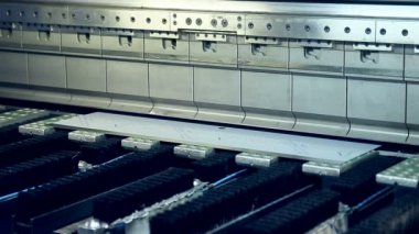 Metal bükme Makinası modern endüstriyel fabrika.