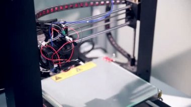 plastik insan figürü yapım 3d yazıcı işleri.