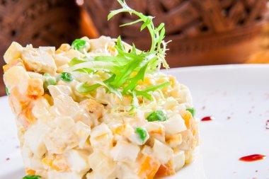 Rus salatası olivier