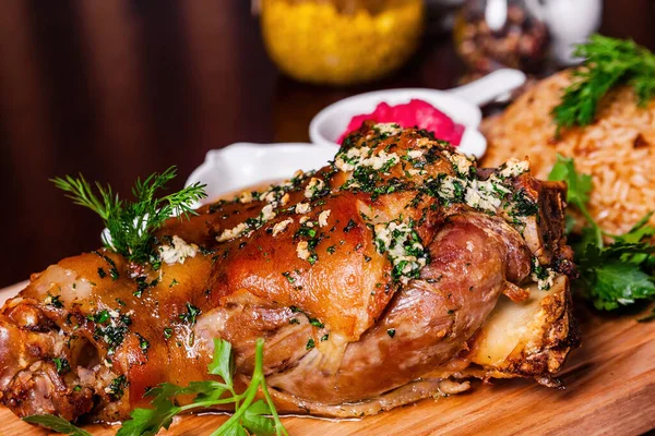 German Style Roasted Pork Hock Knuckle Shank Rice Wooden Cutting — Stock Photo, Image
