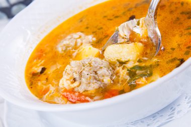 Geleneksel Ermeni çorba kololik