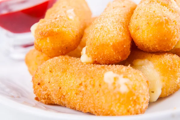 Fried cheese sticks with sauce — Stock Photo, Image