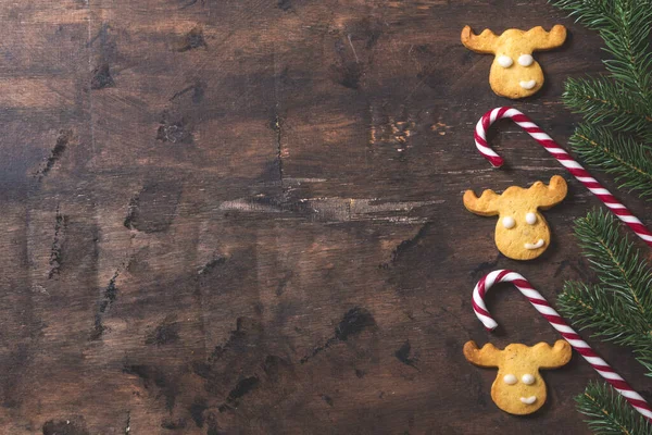 Świąteczne Tło Boże Narodzenie Kompozycja Gałązek Jodły Prezenty Słodycze Ciasteczka — Zdjęcie stockowe