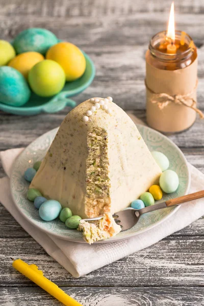 Torta Tradizionale Cagliata Pasqua Ortodox Con Pistacchi Dolce Tradizionale Ricotta — Foto Stock