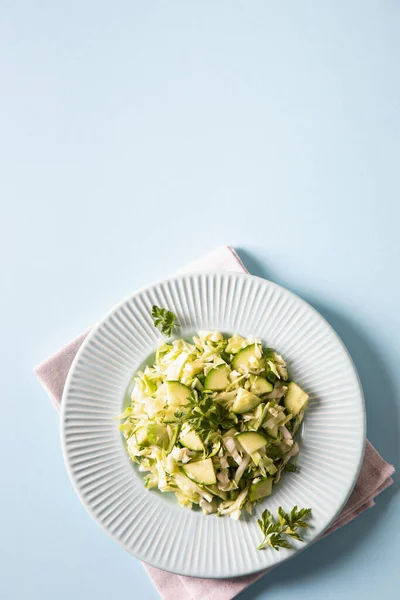 Gesunder Salat Detox Spring Veganer Salat Mit Kohl Gurken Grünen — Stockfoto