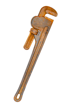 Ayarlanabilir anahtar beyaz arkaplanda izole edilmiş, somun ve cıvataları sıkmak ve gevşetmek için metal araç gösteriliyor.