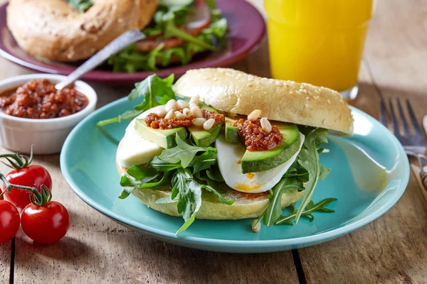 Färska bagel smörgås — Stockfoto