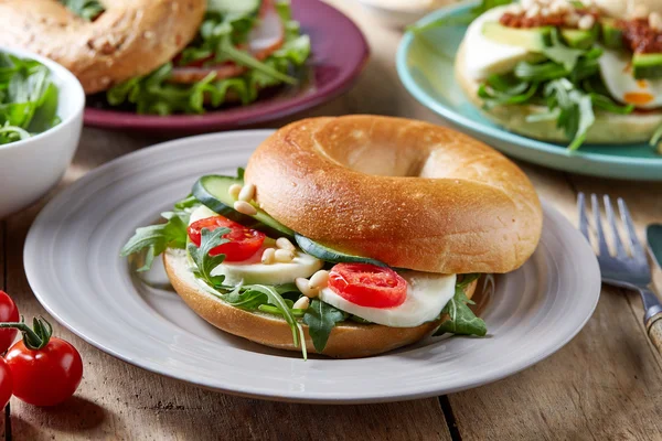 Färska bagel smörgås — Stockfoto