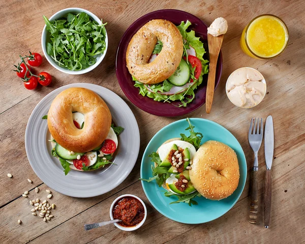 Sanduíches de bagel fresco — Fotografia de Stock