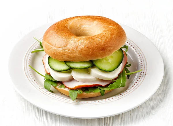 Φρέσκο κουλούρι σάντουιτς — Φωτογραφία Αρχείου
