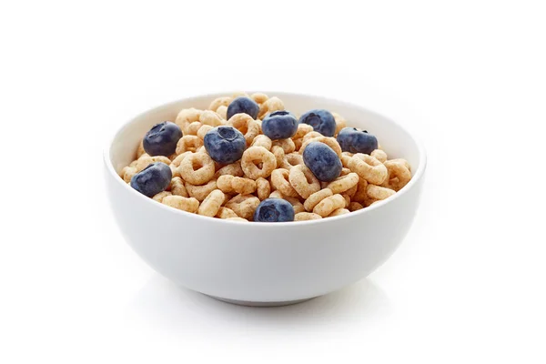 Schüssel Vollkorn Cheerios Getreide mit Blaubeeren isoliert auf — Stockfoto