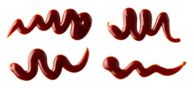 Beyaz arkaplanda izole edilmiş barbekü sosu, üst görünüm