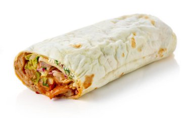 Doner kebap ya da shawarma beyaz arkaplanda izole edildi