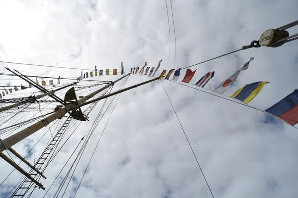 Angriff auf ein Segelschiff — Stockfoto