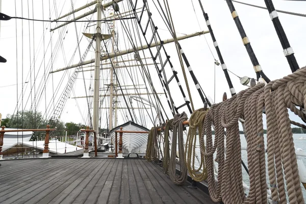 Angriff auf ein Segelschiff — Stockfoto