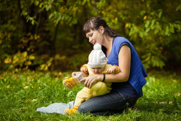 Mama and child — Stock Photo, Image