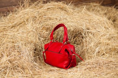 saman deri çanta