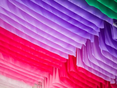 Renkli şeritler kumaş üst üste arka plan kavramı