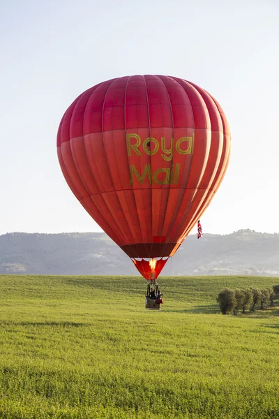 Konkurrens av ballonger i Italien — Stockfoto