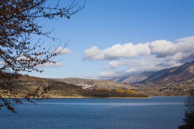Lake Campotosto, Abruzzo İtalya