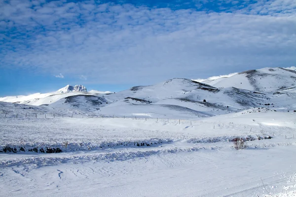 Snowy mountain in Italy — Stock Photo, Image