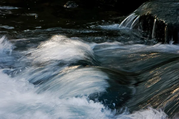 Water in motion — Stock Photo, Image