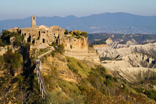 Badlands de Civita di Bagnoregio en Italia — Foto de Stock