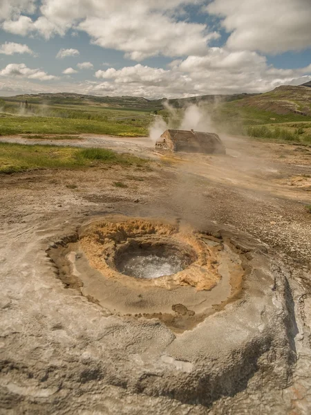 Petit Geyser Islande Photo De Stock