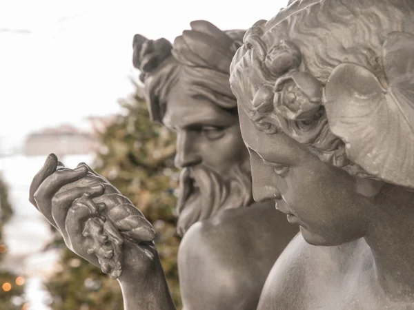 Gott und Göttin Statue — Stockfoto