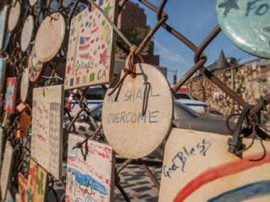 Greenwich Memorial çit