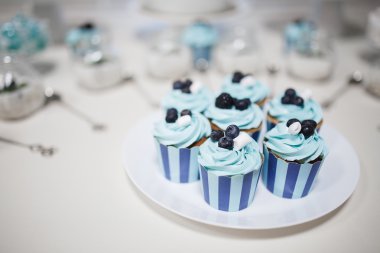 tatlı kutlama tatlı whute gri pasta mavi