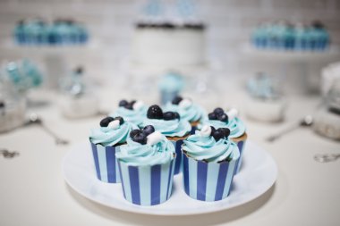 tatlı kutlama tatlı whute gri pasta mavi