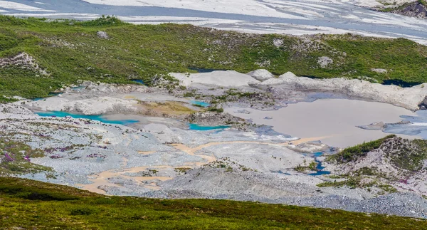 다채로운 빙하 물 — 스톡 사진