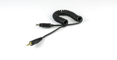 Trigge-kablo beyaz arka plan üzerinde