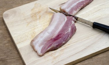 bıçak yetişmek taze domuz