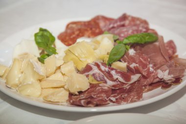 Peynir ve bacons karışımı