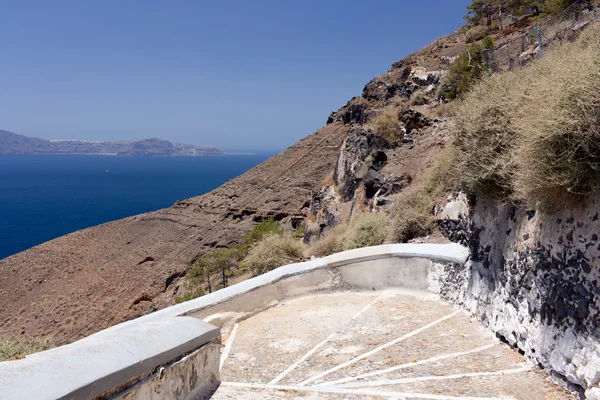 Isla de Santorini - Escaleras al mar Mediterráneo —  Fotos de Stock