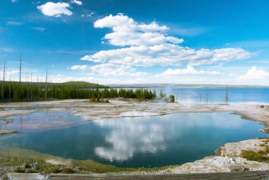 Yellowstone Gölü ve Abyss Havuzu, Yellowstone Milli Parkı, Wyom